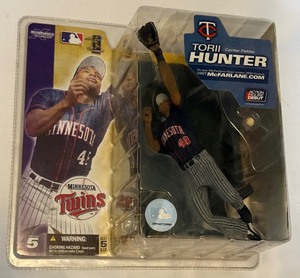 lot 101A image: Torii Hunter McFarlanes Sports Picks Minnesota Twins Baseball Figure