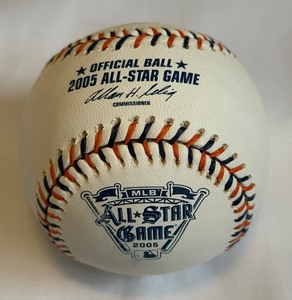lot 118 image: 2005 MLB All-Star Gane Official Rawlings Selig Ball