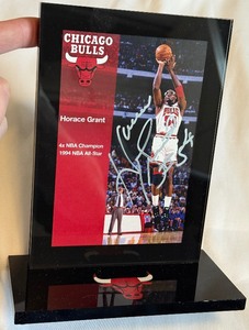 lot 119 image: Horace Grant Signed Photo in Chicago Bulls Basketball Stand