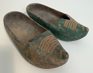 lot 8 image: Antique Norwegian Childs Wooden Clogs