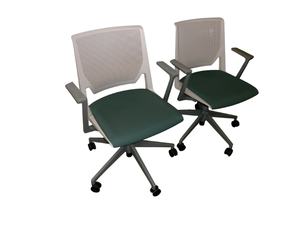 lot 54 image: Haworth Very Task Chair