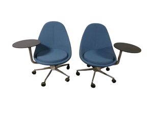 lot 138 image: 2 Keilhauer Juxta Chairs on Wheels