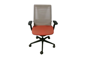 lot 150 image: Steelcase Think Task Chair