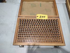 lot 200 image: Meyer Plug Gage Set, .251-.500...