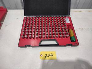 lot 206 image: IM Plug Gage Set, .501-.625...