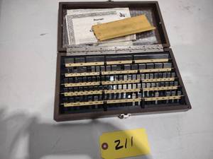 lot 211 image: Starrett Gage Block Set, .500-4...