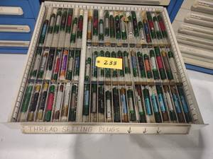 lot 233 image: Assorted Thread Plugs, Will Be Boxe...