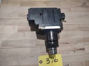 lot 376 image: Right Angle Live Tooling 3295-Y301...