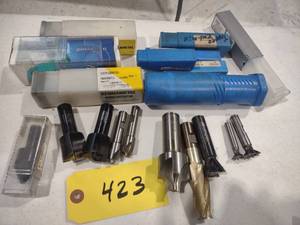 lot 423 image: Assorted Cutters...