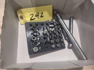 lot 292 image: (3) ER11 Toolholders with Collets...