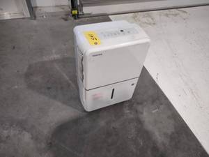 lot 541 image: Toshiba Dehumidifier...