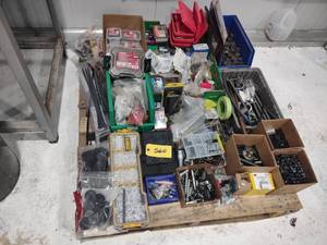 lot 560 image: Assorted Hardware...