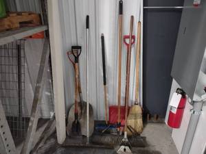 lot 582 image: Assorted Tools...