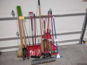 lot 584 image: Assorted Tools...