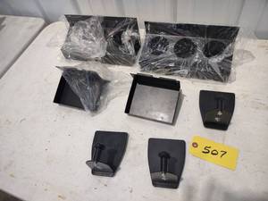 lot 507 image: Magnetic Trays & Tool Holders...