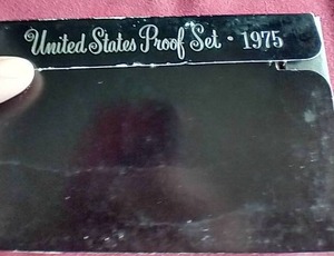lot 8 image: 1975 U.S. Mint Proof Set
