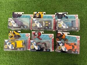 lot 33 image: Transformers