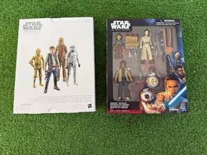 lot 52 image: Star Wars A New Hope & The Force Awakens Figures