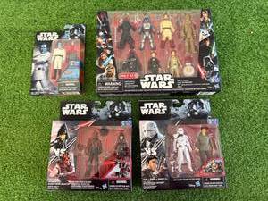 lot 79 image: Star Wars Figures