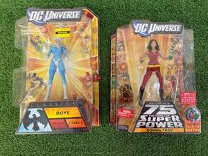 lot 94 image: DC Universe Classics Dove & Donna Troy