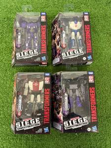 lot 145 image: Transformers Siege War for Cybertron