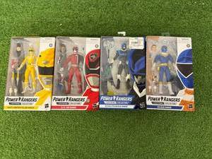 lot 157 image: Power Rangers Lightning Collection Figures