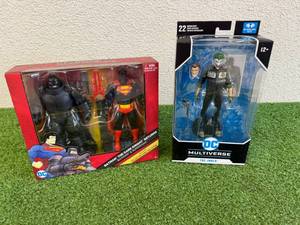 lot 114 image: DC Multiverse Batman The Dark Knight Returns & The Joker