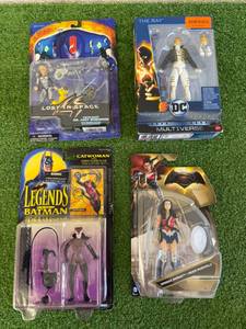 lot 118 image: Mixed Lot Figures