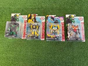 lot 121 image: Transformers Bunblebee & Grimlock