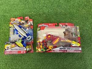 lot 133 image: Power Rangers Gold Ptera Morpher & Raptor Zord withCharger