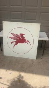 lot 362 image: Vintage Mobil Pegasus Gas Station Metal Sign