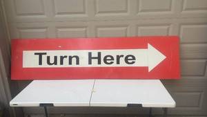 lot 368 image: Large Red Turn Here Arrow Directional Sign