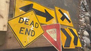 lot 392 image: Collection of 6 Vintage Road and Traffic Signs