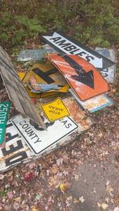 lot 400 image: Collection of Vintage Road Signs and License Plates