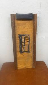 lot 1724 image: Vintage Champion Auto Stores Wooden Creeper with Wheels