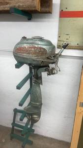 lot 1732 image: Vintage Johnson Sea-Horse Outboard Boat Motor