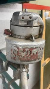 lot 1733 image: Vintage Johnson Outboard Boat Motor