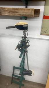 lot 1736 image: Vintage Sears Gamefisher 401 Trolling Motor