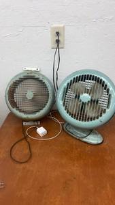 lot 1780 image: Pair of Vintage Blue Metal Table Fans