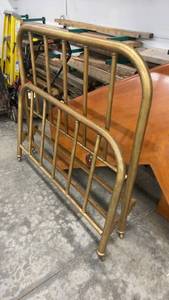 lot 1859 image: Antique Brass Twin Bed Frame with Casters
