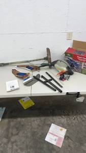 lot 1864 image: Lucky Duck Rapid Flyer Mallard Motion Decoy with Stake and Accessories