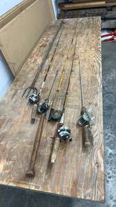 lot 1885 image: Collection of 5 Vintage Fishing Rods with Reels and Gaff Hook