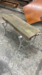 lot 1890 image: Vintage Cast Iron Bench Legs