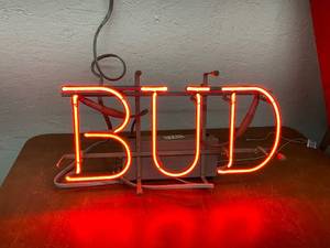 lot 1741 image: Bud Neon Bar Sign Red Light Display