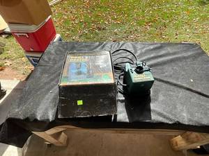 lot 1281 image: Drill Doctor 500X Drill Bit Sharpener with Original Box