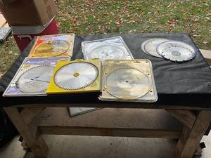 lot 1288 image: Assorted 10 Inch Circular Saw Blades - Diablo, DeWalt, AvantiPro, and More
