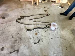 lot 1311 image: Heavy Duty Metal Chains with Hooks