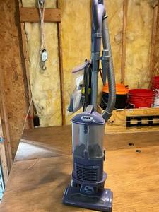 lot 1328 image: Shark Navigator Lift-Away Upright Vacuum with Attachments