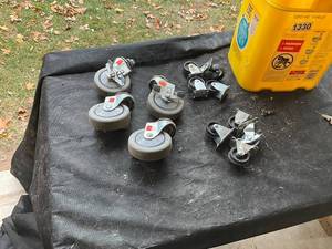lot 1330 image: Assorted Industrial Caster Wheel Set with Brackets