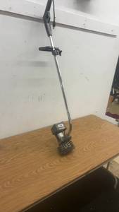 lot 246 image: Pacific Floor Machine Model 61 Electric Floor Scrubber